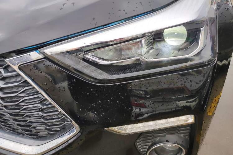 Used Haval H6 Coupe 2020 Smart Connect Version 1.5T Automatic Two-Wheel Drive Elite Model Left Front Headlight