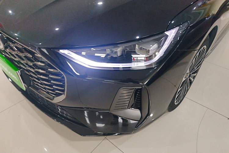 Used Chery Fengyun A8L 2025 1.5 TGDI 145 km Luxury Version Left Front Headlight