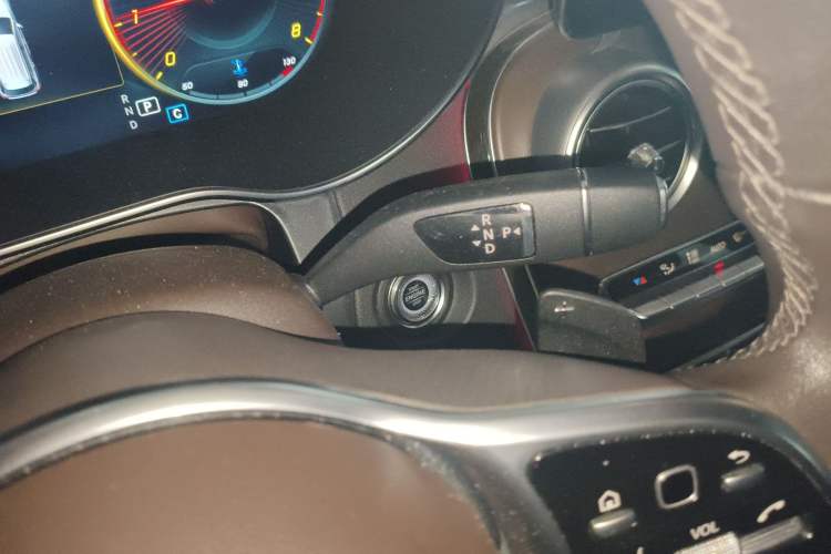 Used Mercedes-Benz GLC 2020 Facelift GLC 260 L 4MATIC Luxury Edition
