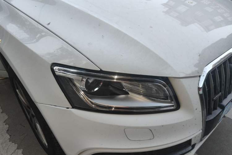 Used Audi Q5 2018 Collector's Edition 40 TFSI Technology Model