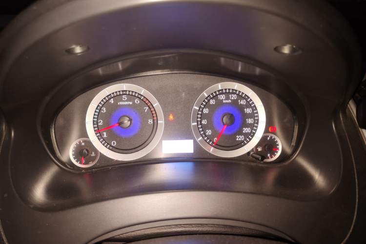 Used Geely Auto Diamond 2016 1.5L Manual Elite Version China IV Standard
