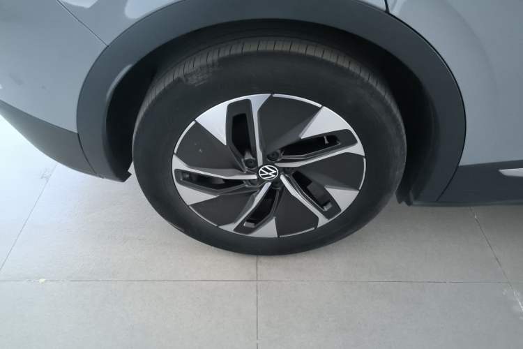 Used Volkswagen ID.4 CROZZ 2022 Long-Range PURE+ Edition

