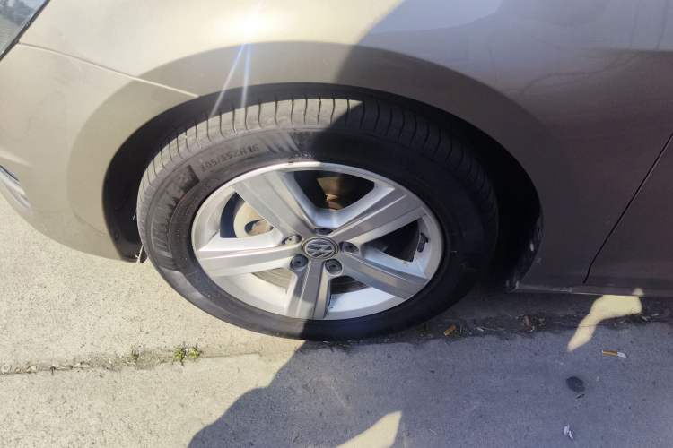 Used Volkswagen Golf 2016 1.6L Automatic Comfort Model