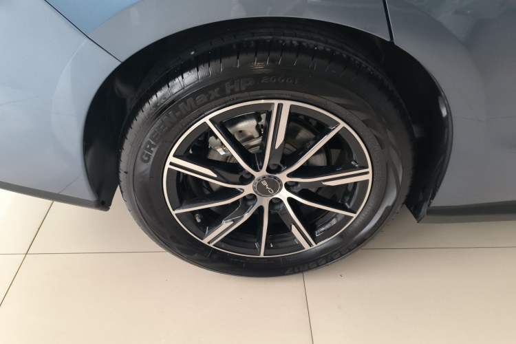 Used BYD Seal 06 New Energy 2025 DM-i Smart Drive 120KM Deluxe Model
