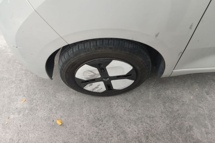 Used Wuling Hongguang MINIEV 2024 3rd Generation 215km Advanced Version Exterior 4