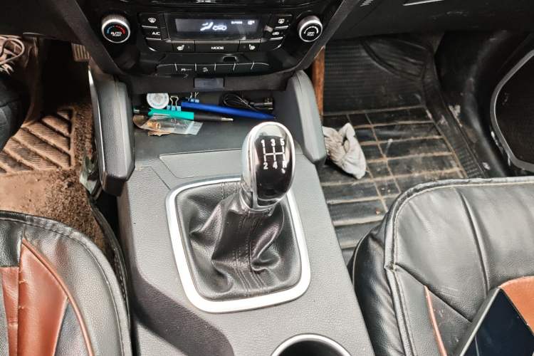 Used Geely Auto Vision X6 2016 1.8L Manual Luxury Model
