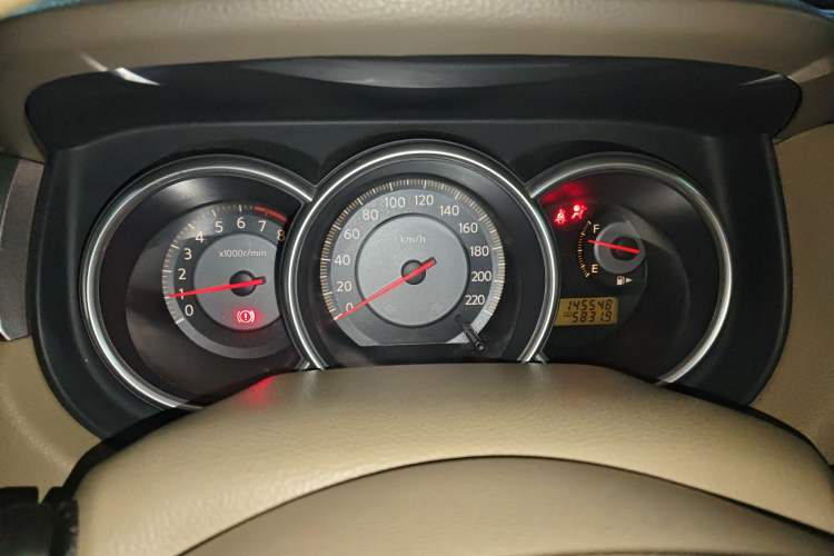 Used Nissan Tiida 2005 1.6GE AT
