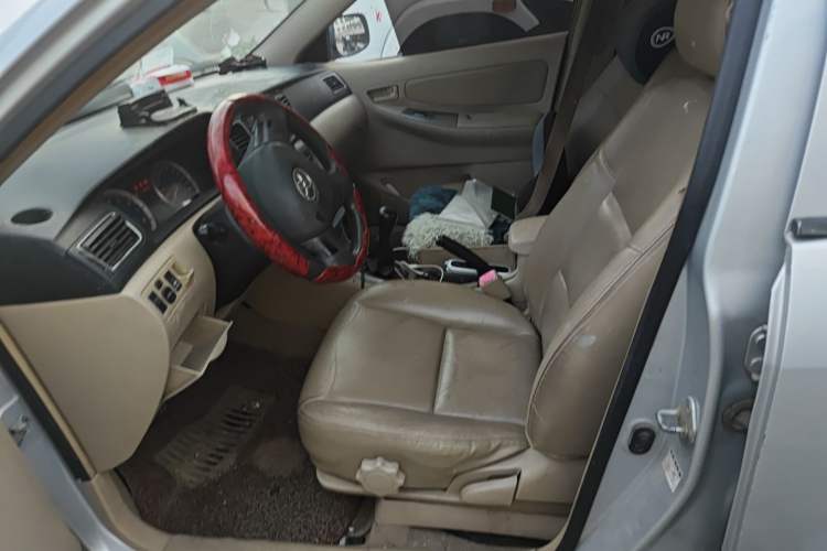 Used Toyota Corolla EX 2013 1.6L Manual Luxury Edition
