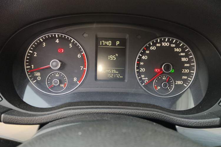 Used Volkswagen Passat 2011 1.8 TSI DSG Prestige Edition Instrument Cluster