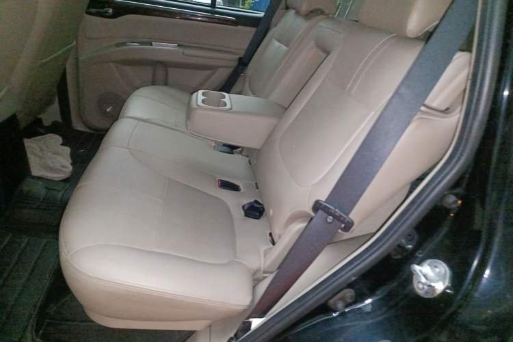 Used Mitsubishi Pajero Sport 2013 3.0L Automatic Two-Wheel Drive Luxury Edition