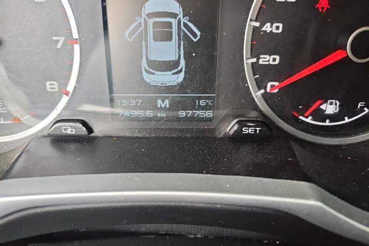 Used Geely Auto Emgrand X7 Sport 2018 1.8TD Manual Two-Wheel Drive Zhiya Model