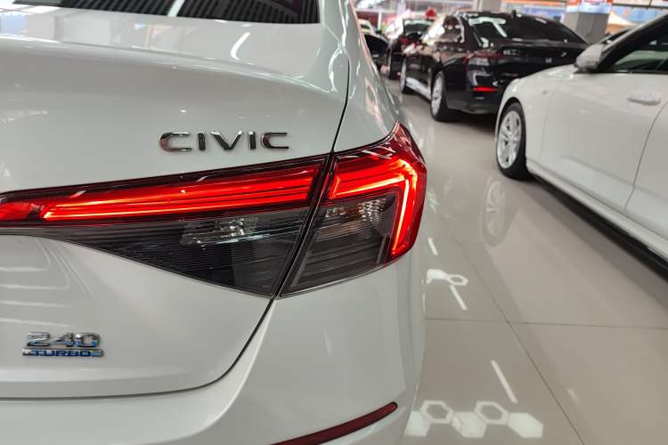 Used Honda Civic 2022 240TURBO CVT Dynamic Edition