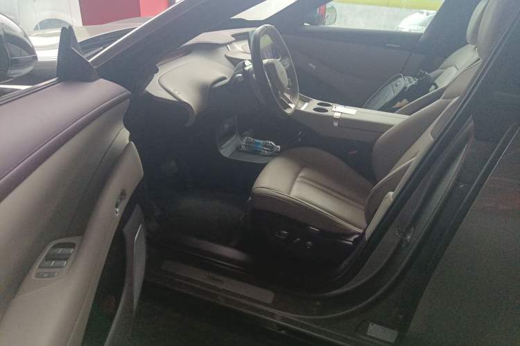 Used Xiaomi Auto YU7 2025 Ultra-Long Range All-Wheel Drive Pro Version