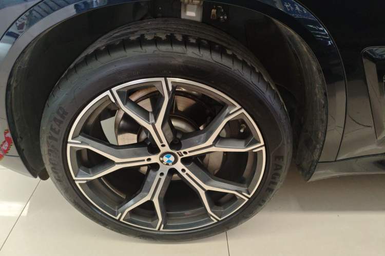 Used BMW X5 2023 xDrive 30Li Luxury M Sport Night Edition Package