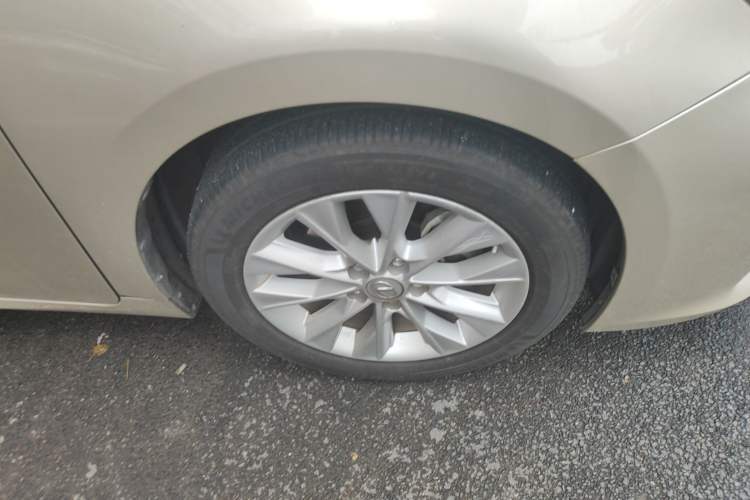 Used Lexus ES 2013 300h Elite Edition