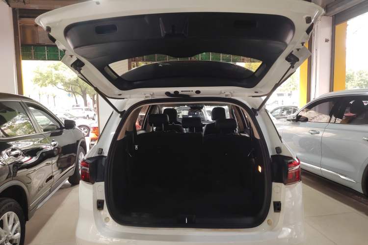 Used BYD Song MAX 2021 Upgraded Model 1.5T Automatic Prestige 7-Seater Trunk