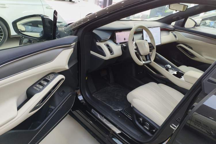 Used BYD Song L EV 2025 550 km Excellence Version