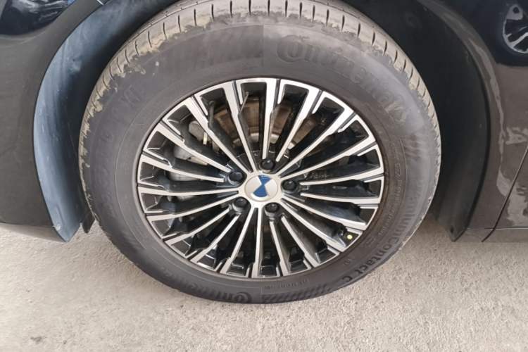 Used Denza D9 2022 DM-i 970 Four-Wheel Drive Prestige Model
