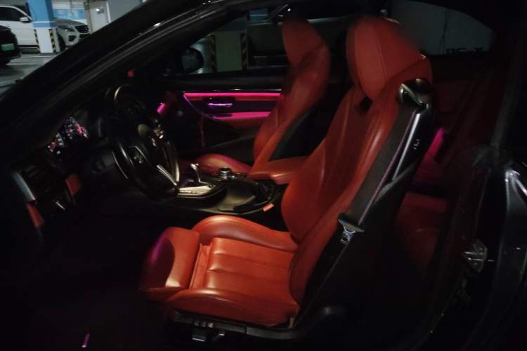 Used BMW M4 2017 M4 Convertible Sports Coupe
