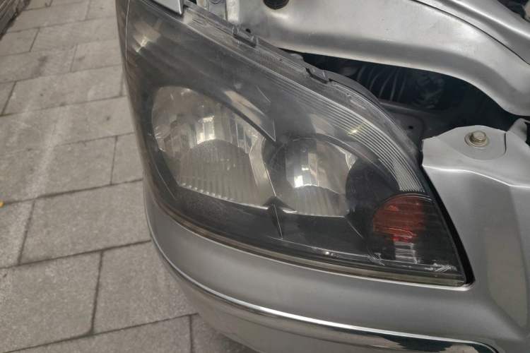 Used FORTHING Lingzhi 2013 M5 Q7 2.0L 7-Seater Long-Wheelbase Comfort Model