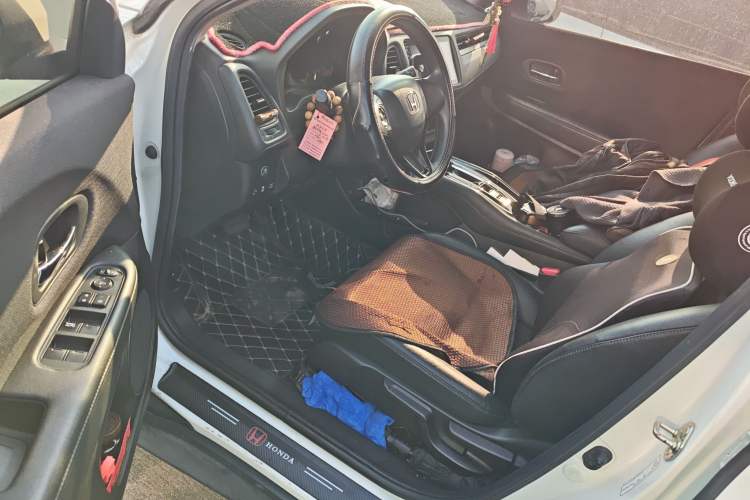 Used Honda Vezel 2020 1.5L CVT Pioneer Edition Driver Seat