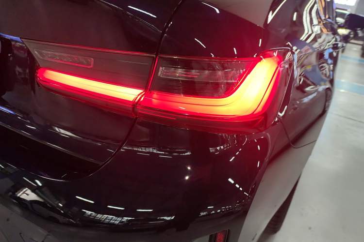 Used BMW 3 Series 2024 325i M Sport Night Edition Package