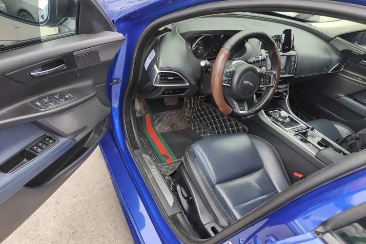 Used Jaguar XE 2018 2.0T 250 PS Two-Wheel-Drive R-Sport Sport Edition