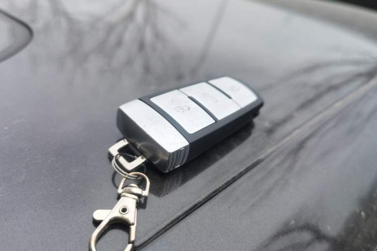 Used Volkswagen Magotan 2013 2.0 TSI Prestige Model
