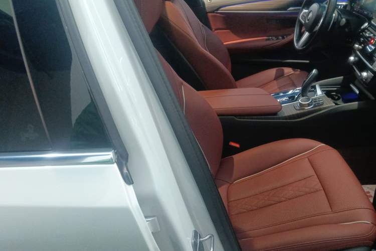 Used BMW 5 Series 2022 Restyled 530Li Leading Edition M Sport Package