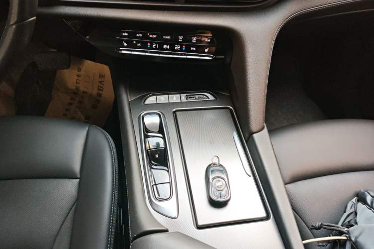 Used Buick Enclave 2020 28T Two-Wheel Drive Luxury Version