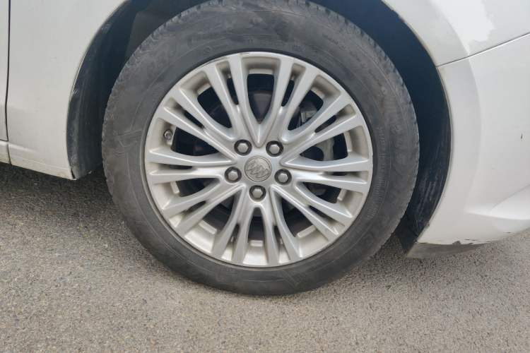 Used Buick GT 2017 15N Automatic Elite Version