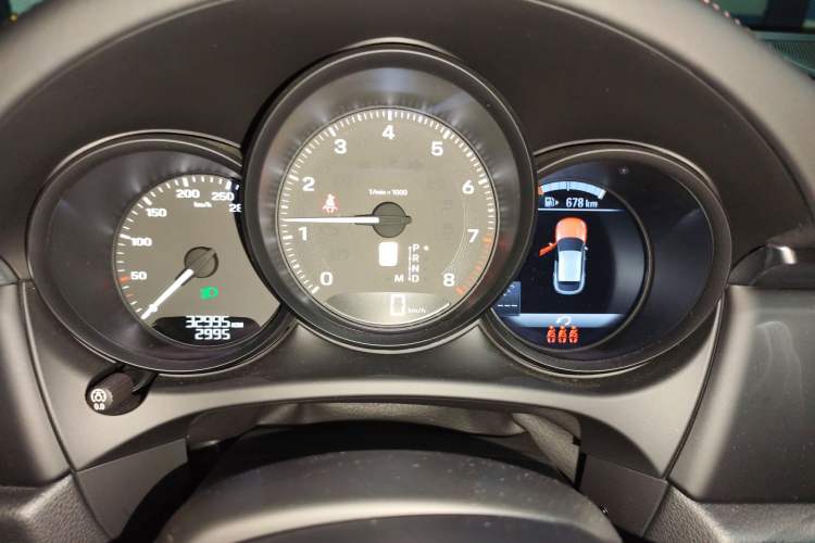 Used Porsche Macan 2023 Macan 2.0T