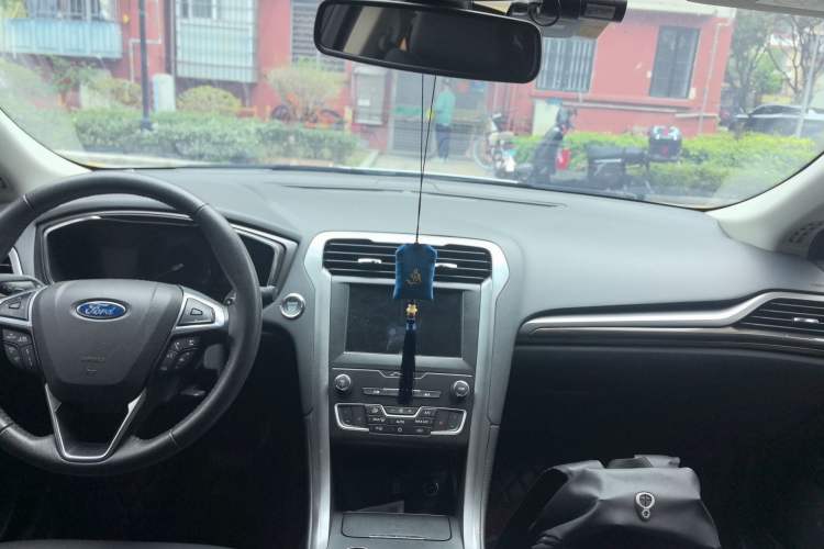 Used Ford Mondeo 2018 EcoBoost 200 Intelligent Control Luxury Model China V Standard