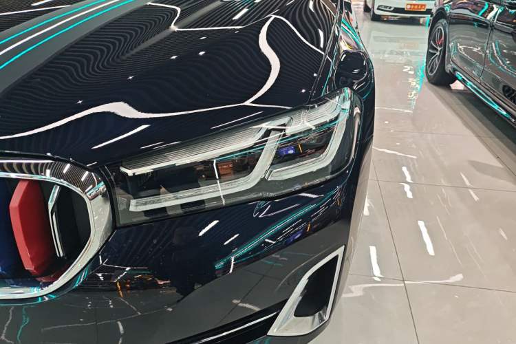 Used BMW 5 Series 2022 Restyled 525Li Luxury Package