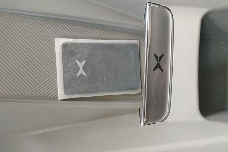 Used XPeng MONA M03 2025 600 with Ultra-Long Range Max Vehicle Key