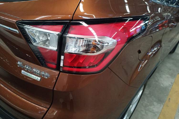 Used Ford Kuga 2017 EcoBoost 180 Two-Wheel-Drive Platinum Edition