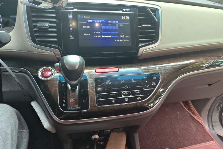 Used Honda Odyssey 2015 Updated Version 2.4L Smart Edition
