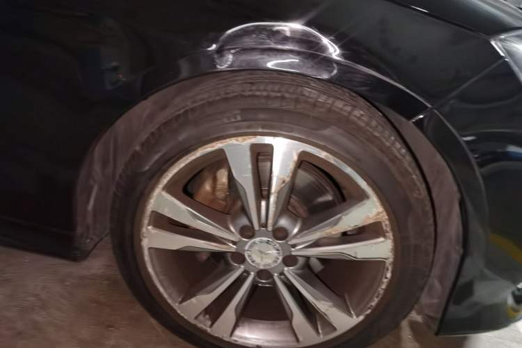 Used Mercedes-Benz E-Class 2015 E 260 L Sport & Fashion Model