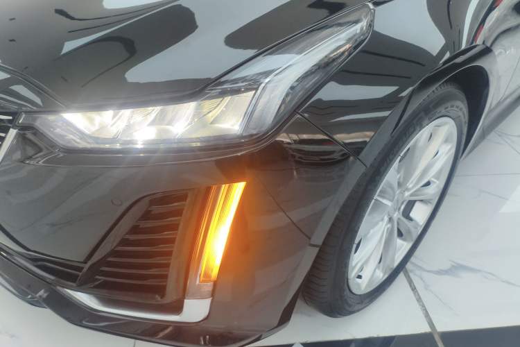 Used Cadillac CT5 2021 28T Luxury Model