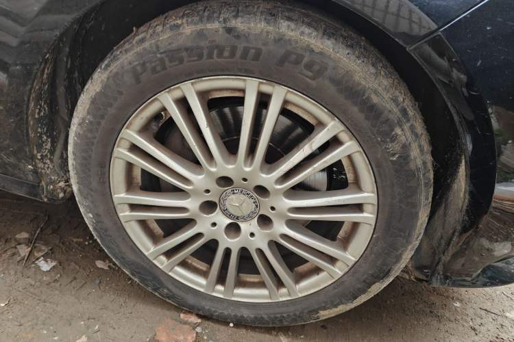 Used Mercedes-Benz E-Class 2013 E 260 L CGI Elegant Model
