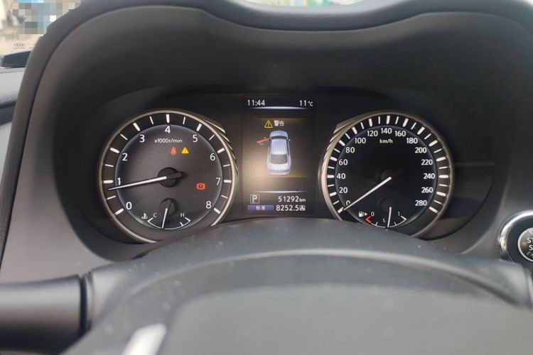 Used Infiniti Q50L 2018 2.0T Comfort Edition China VI Standard
