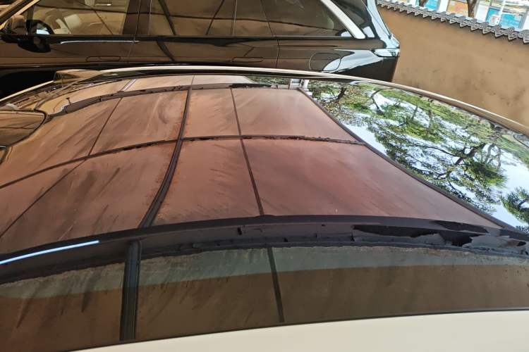 Used Nio ET5 2024 75 kWh Roof