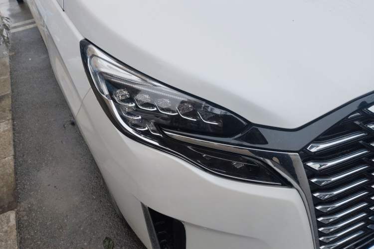 Used Buick GL8 2023 ES Lu Zun Comfort Model