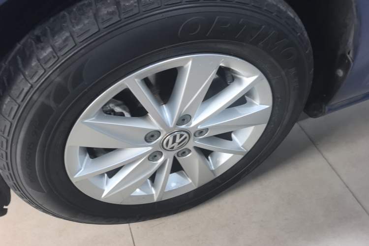 Used Volkswagen Golf 2015 1.6L Automatic Fashion Model