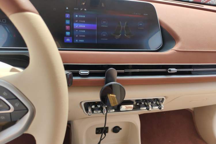 Used ORA Good Cat 2021 400km Standard Range Venus Edition Lithium Iron Phosphate
