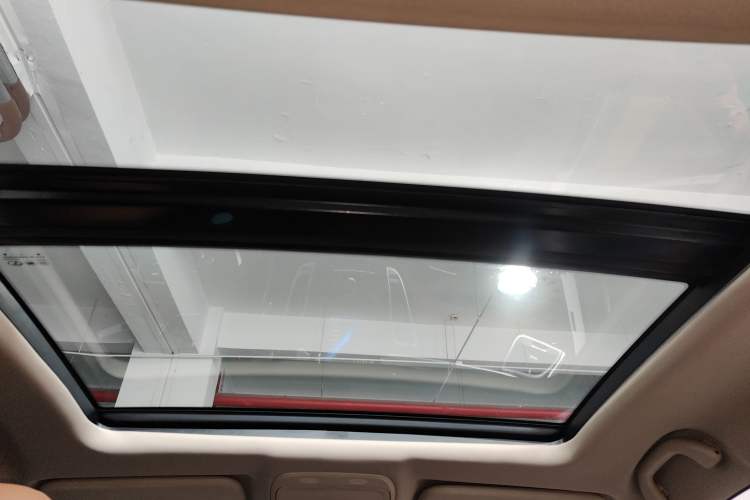 Used Soueast DX7 2015 1.5T Automatic Luxury Model