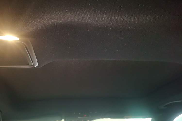 Used Mercedes-Benz GLC 2021 GLC 300 L 4MATIC Dynamic Model Headliner