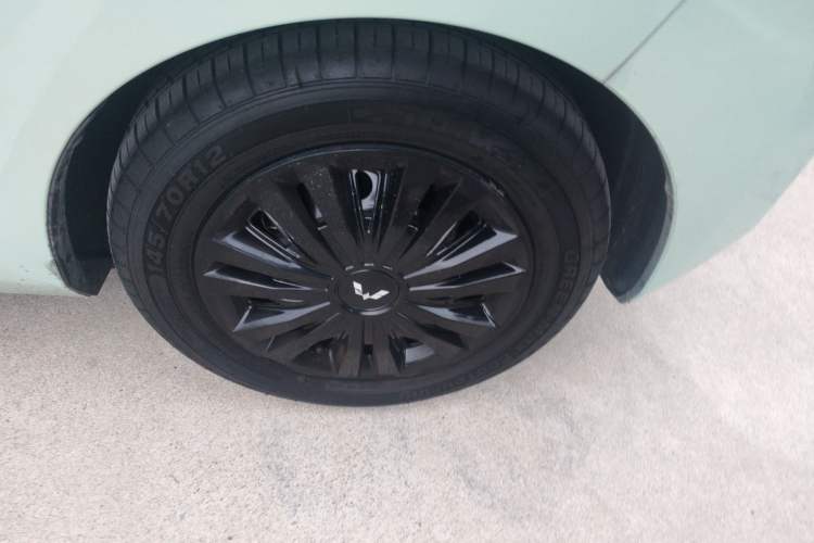 Used Wuling Hongguang MINIEV 2020 Enjoyment Model Lithium Iron Phosphate Right Front Wheel Hub