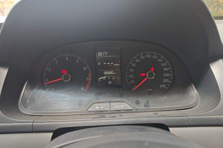 Used Volkswagen Lavida 2013 Revised Classic 1.6L Manual Fashion Edition