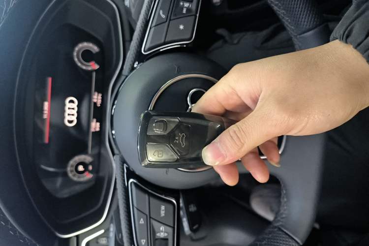 Used Audi A4L 2024 40 TFSI Luxury Dynamic Edition